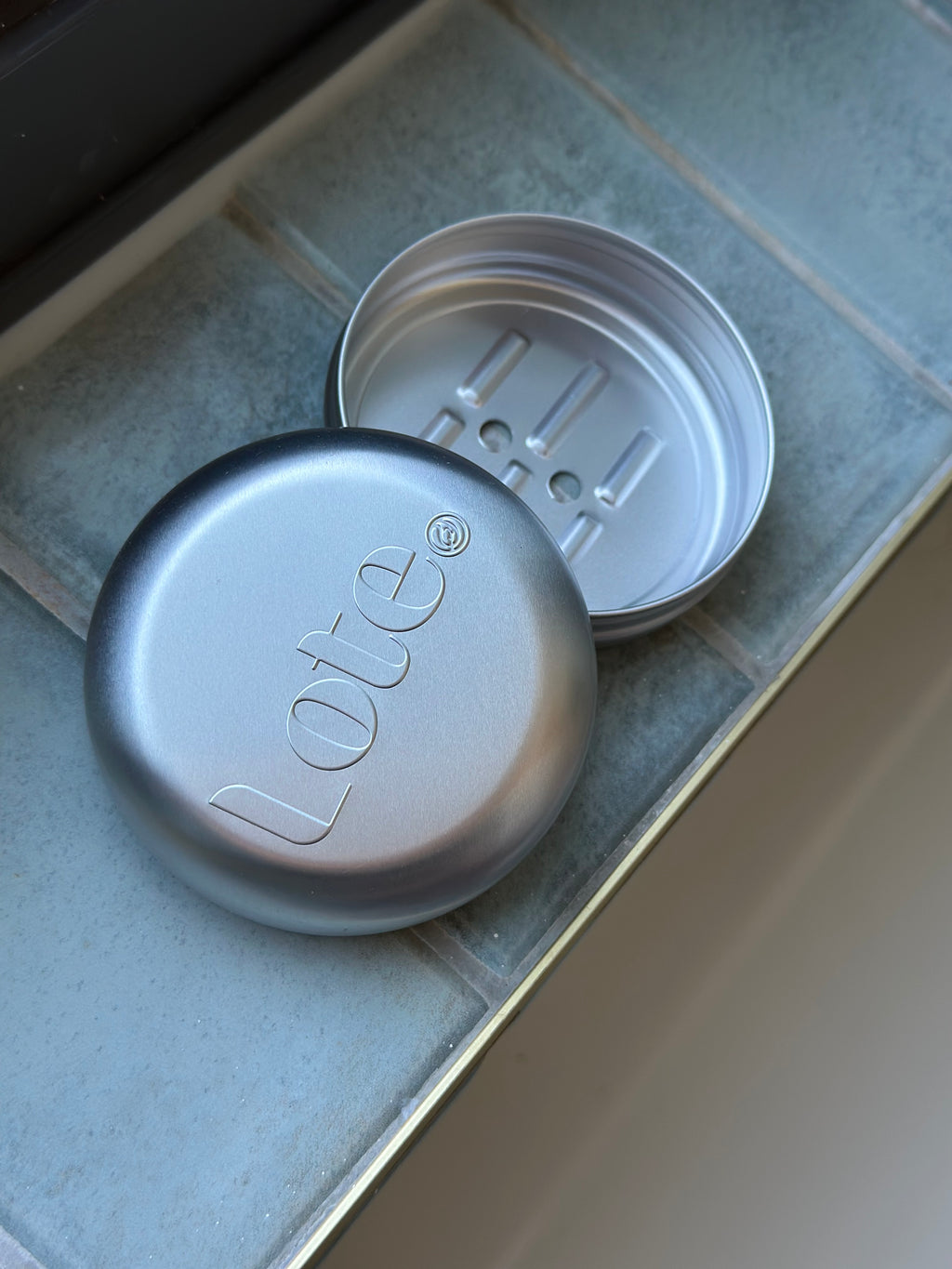 Travel Shampoo/Conditioner Bar Tin